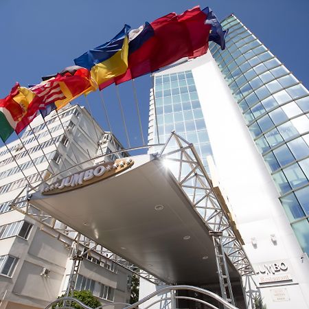 Jumbo Hotel Chisináu Exterior foto