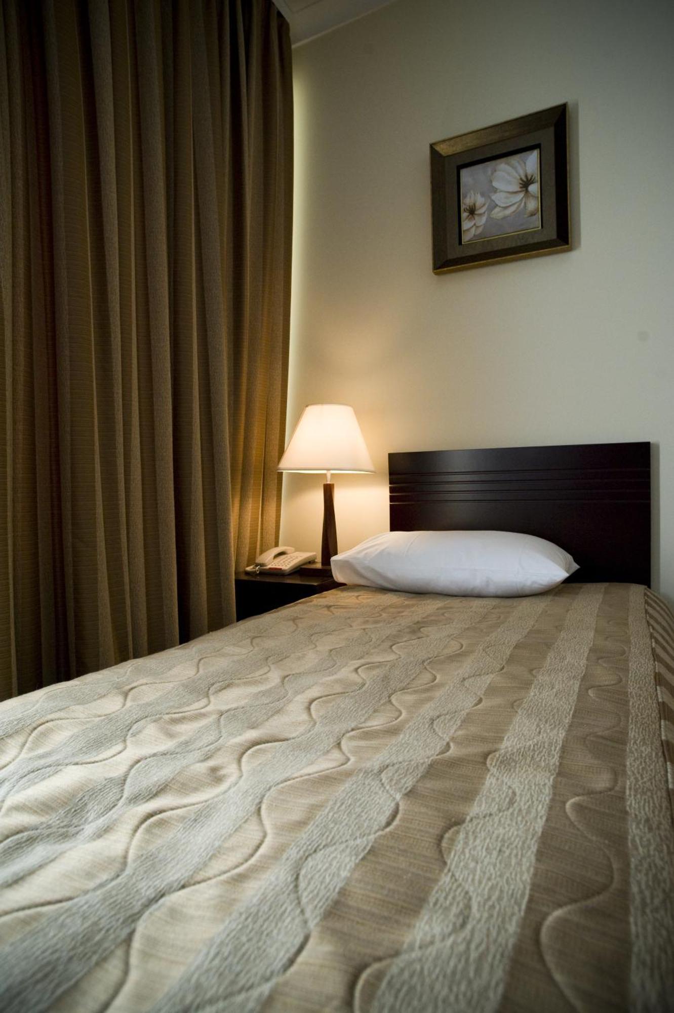 Jumbo Hotel Chisináu Habitación foto