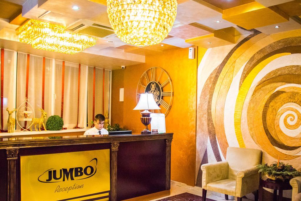 Jumbo Hotel Chisináu Exterior foto